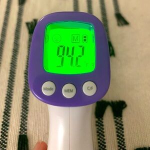 Contactless Thermometer with Battery Included